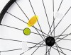 21085201f Okrągłe odblaskowe napinacze do szprych roweru
