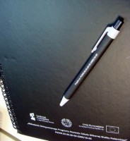 150274c-10 Notes A4 gładki z długopisem