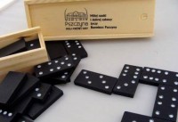118172c Domino w drewnianym pudełku