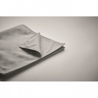 2070m-07 Bieżnik stołowy z poliestru