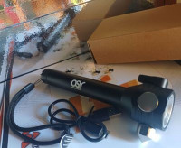 406586c Latarka / młotek bezpieczeństwa