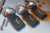 3020i-85 Prostokątny brelok