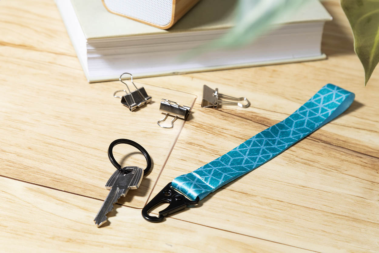 505071c-10 Personalizowany brelok RPET